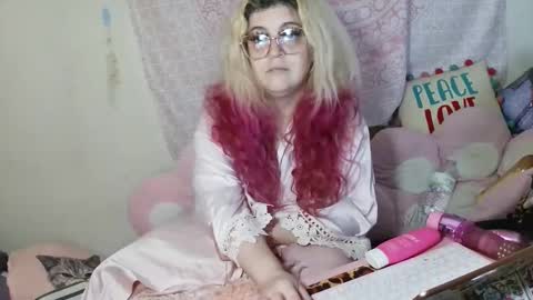 Snapshot of veelehanex3 chatting on 06.08.26 Veronica Lehane online show from 06.08.26