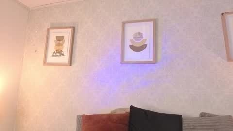 Snapshot of veesimons_dh chatting on 11.24.25 Vee Simons online show from 11.24.25