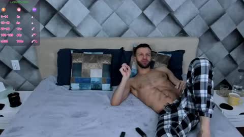 Snapshot of velevet_o chatting on 02.03.25 Chris Serj online show from 02.03.25