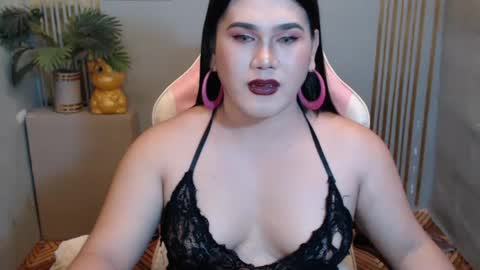 Snapshot of velinda_monroe chatting on 07.07.26 TS VELINDA online show from 07.07.26