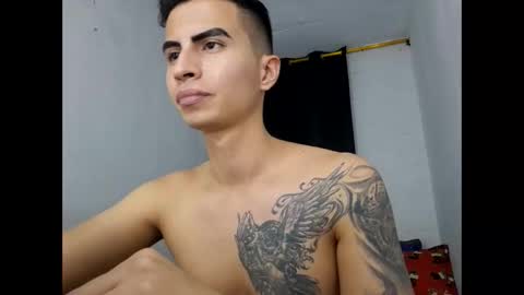 Snapshot of velk_hot1 chatting on 12.27.24 velk_hot1 online show from 12.27.24