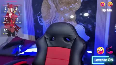 Snapshot of vella_sex chatting on 11.04.25 Vella online show from 11.04.25