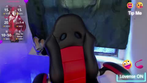 Snapshot of vella_sex chatting on 11.10.25 Vella online show from 11.10.25