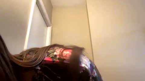 Snapshot of velmaxshaggy chatting on 03.06.25 velmaxshaggy online show from 03.06.25