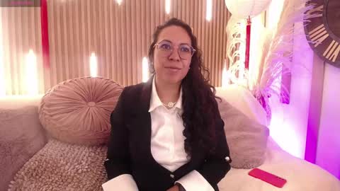 Emma Curly online show from 05.13.26