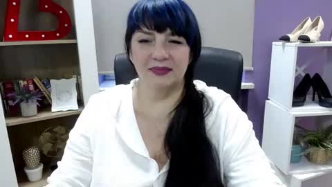 Snapshot of velvet_gloria chatting on 07.21.26 velvet gloria online show from 07.21.26