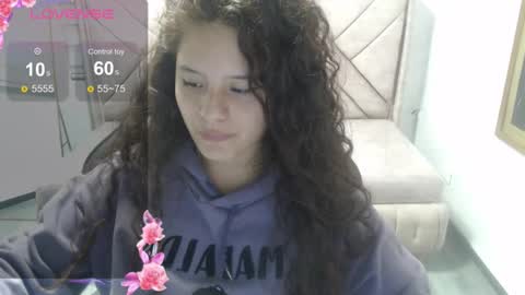 velvet_moon_v online show from 02.19.26