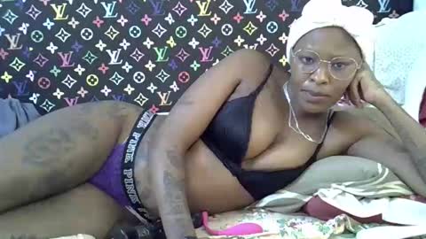 velvet online show from 10.17.25