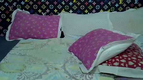 velvet online show from 12.16.25