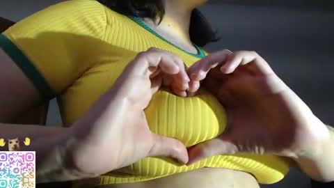 Snapshot of velvetcrystal chatting on 06.20.26 Crystal PVT OPEN online show from 06.20.26