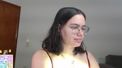 Snapshot of velvetcrystal chatting on 06.27.26 Crystal PVT OPEN online show from 06.27.26