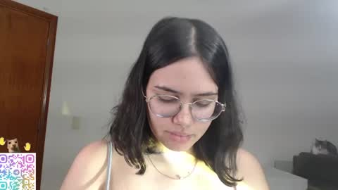 Snapshot of velvetcrystal chatting on 06.29.26 Crystal PVT OPEN online show from 06.29.26