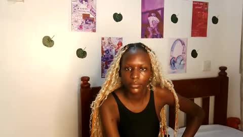 Snapshot of velvetdesiree chatting on 05.30.26 velvetdesiree online show from 05.30.26