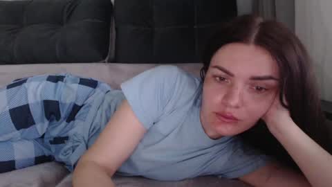 velvetmoon123 online show from 04.01.26