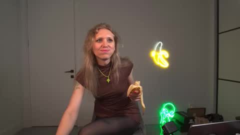 VelvetTGirl online show from 03.14.26