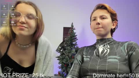 Snapshot of velvetvalkyries chatting on 12.15.24 CLEOshort hair TIna long hair online show from 12.15.24