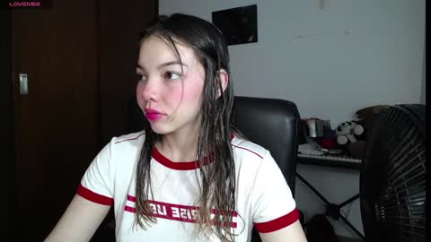 Snapshot of venelope1 chatting on 01.09.25 Venelope 3 online show from 01.09.25