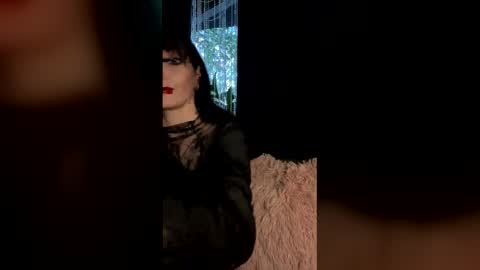 Snapshot of venom_goddess chatting on 05.14.26 venom_goddess online show from 05.14.26