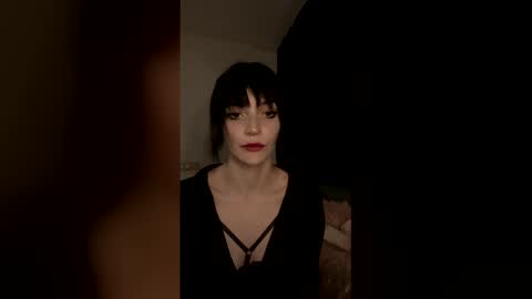 Snapshot of venom_goddess chatting on 05.15.26 venom_goddess online show from 05.15.26