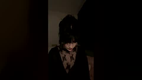 Snapshot of venom_goddess chatting on 05.19.26 venom_goddess online show from 05.19.26