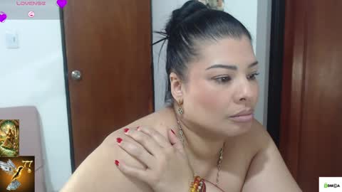 HI IM VENUS SMALL BOOBS  BIG HEART WARM PUSSY online show from 05.16.26