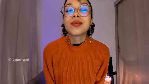Snapshot of venus_azul chatting on 11.23.25 JulietaIndependent Model venus azul online show from 11.23.25