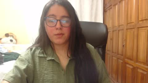 Snapshot of venus_cat_ chatting on 04.09.26 Venus online show from 04.09.26