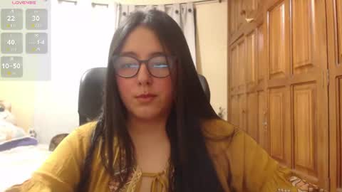 Snapshot of venus_cat_ chatting on 06.28.26 Venus online show from 06.28.26