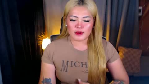 I am Colly Your mystery girl online show from 07.07.26