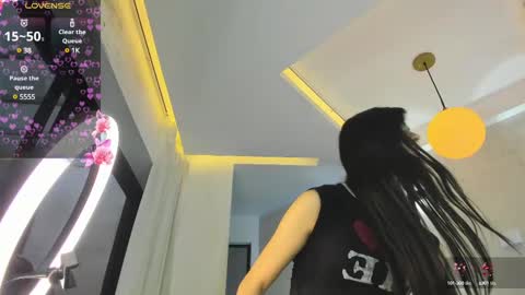 VENUS online show from 02.15.25