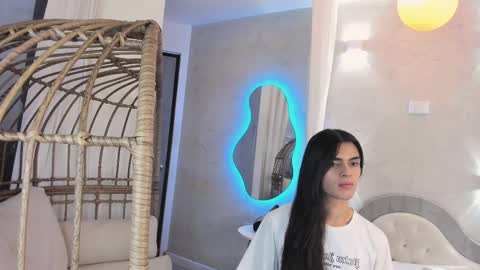 VENUS online show from 02.18.25