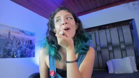 Snapshot of venus_in_earth chatting on 02.26.26 Venus online show from 02.26.26