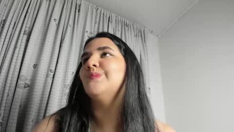 Snapshot of venus_naughty_1 chatting on 05.08.26 Sofi online show from 05.08.26