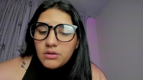 Snapshot of venus_naughty_1 chatting on 05.25.26 Sofi online show from 05.25.26