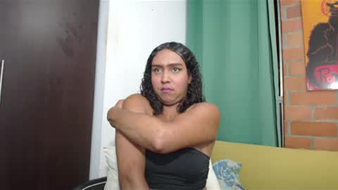 Snapshot of venus_speer chatting on 01.17.25 Luisa online show from 01.17.25