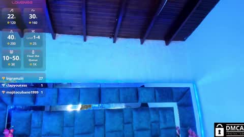 Snapshot of venus_velez chatting on 02.12.25 Venus online show from 02.12.25