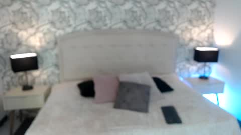 Snapshot of venusandrea29 chatting on 05.21.26 Venus online show from 05.21.26