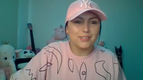 Snapshot of venusina07 chatting on 04.24.26 VENUSINA07 online show from 04.24.26