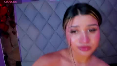 Snapshot of venusowen_ chatting on 02.26.25 Venusowen online show from 02.26.25