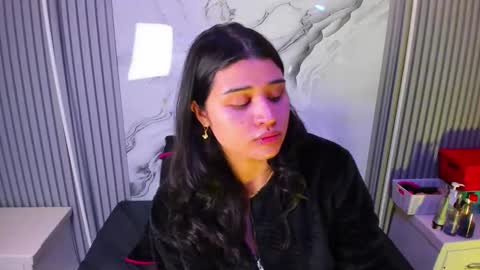 Venusowen  online show from 04.03.26