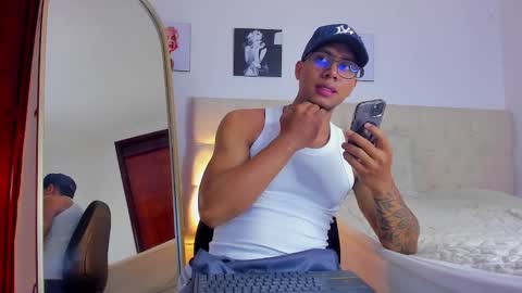 venus online show from 11.21.25