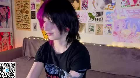 Snapshot of veolatownson chatting on 05.29.26 Erica online show from 05.29.26