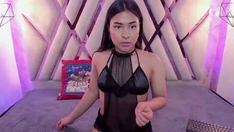 Domelipa  online show from 12.20.24