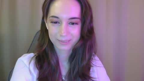 Snapshot of veralush chatting on 10.23.25 Una online show from 10.23.25