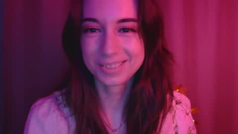 Snapshot of veralush chatting on 11.08.25 Una online show from 11.08.25