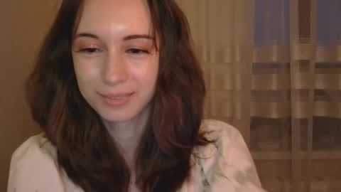 Snapshot of veralush chatting on 11.22.25 Una online show from 11.22.25