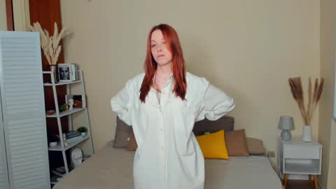 Snapshot of vernettastiner chatting on 05.15.26 Delora online show from 05.15.26