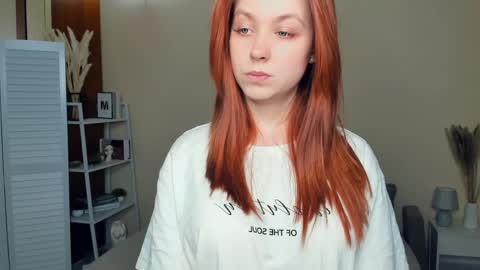 Snapshot of vernettastiner chatting on 05.23.26 Delora online show from 05.23.26
