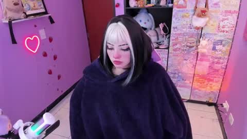     online show from 09.17.25