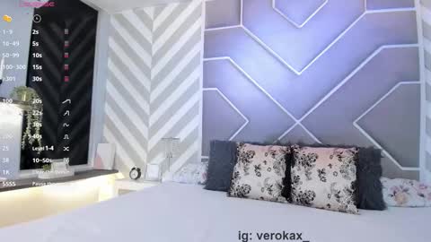 Snapshot of verokax chatting on 10.09.25 Vero online show from 10.09.25